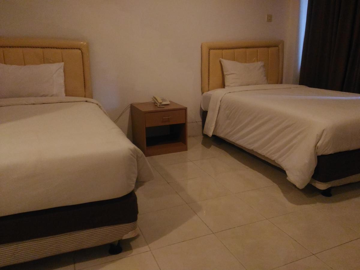 Grand Royal Taliwang Hotel 部屋 写真