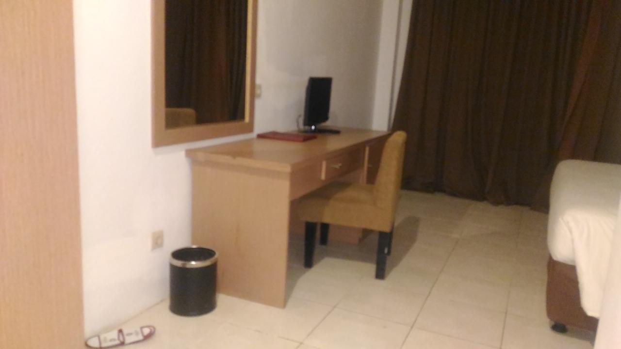 Grand Royal Taliwang Hotel 部屋 写真