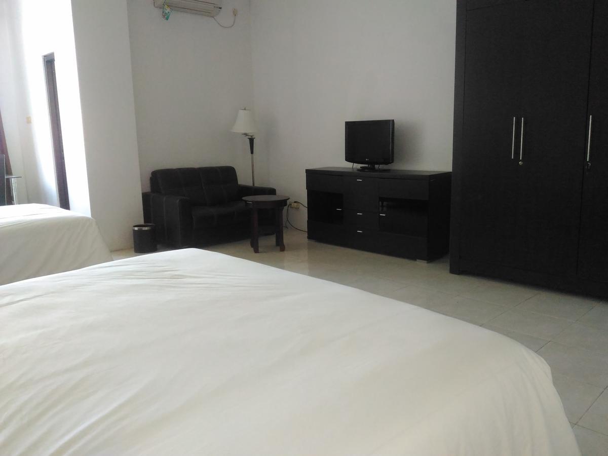 Grand Royal Taliwang Hotel 部屋 写真